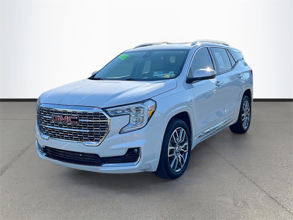 2023 Gmc Terrain Denali photo 3