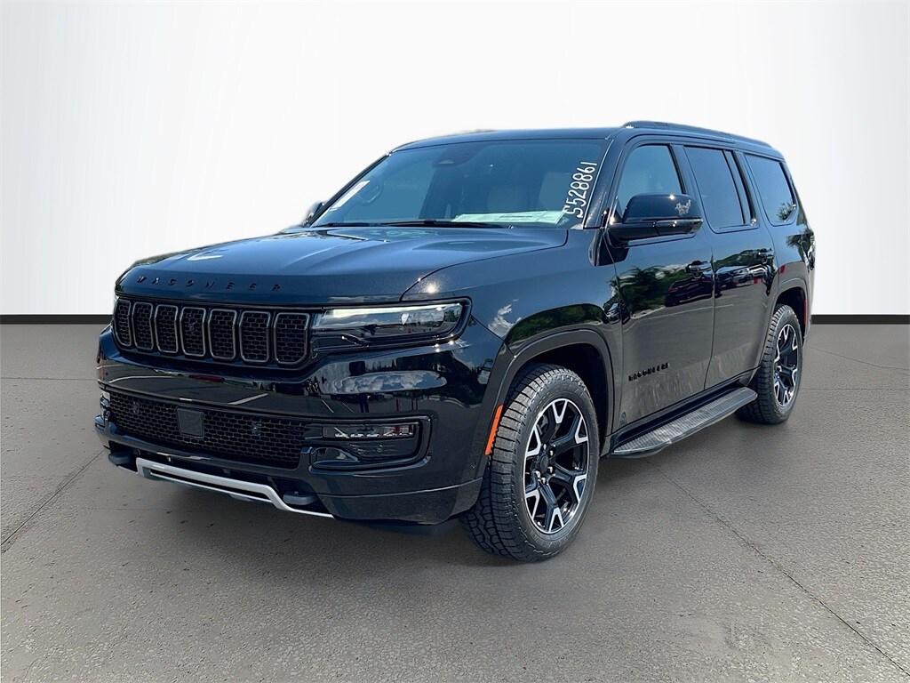 2025 Jeep Wagoneer Overland photo 3