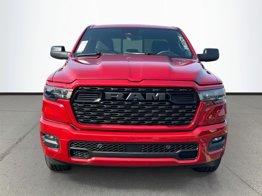 New 2026 Ram 1500 EXPRESS QUAD CAB 4X2 6'4 BOX Pickup