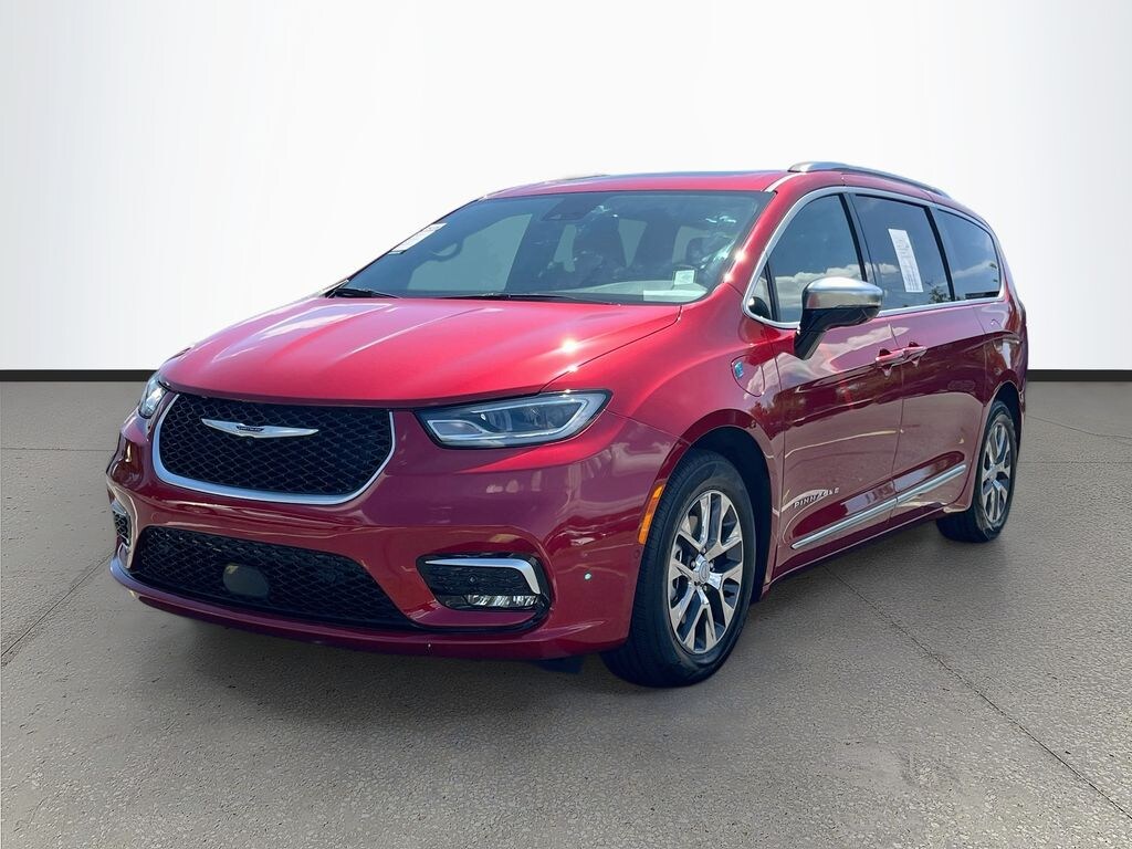 Used 2025 Chrysler Pacifica Plug-In Hybrid Pinnacle Van Passenger Van