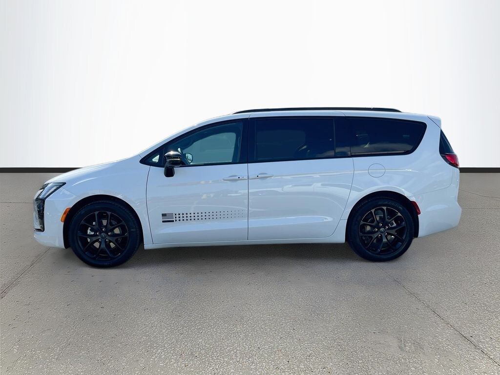 New 2027 Chrysler Pacifica SELECT Passenger Van