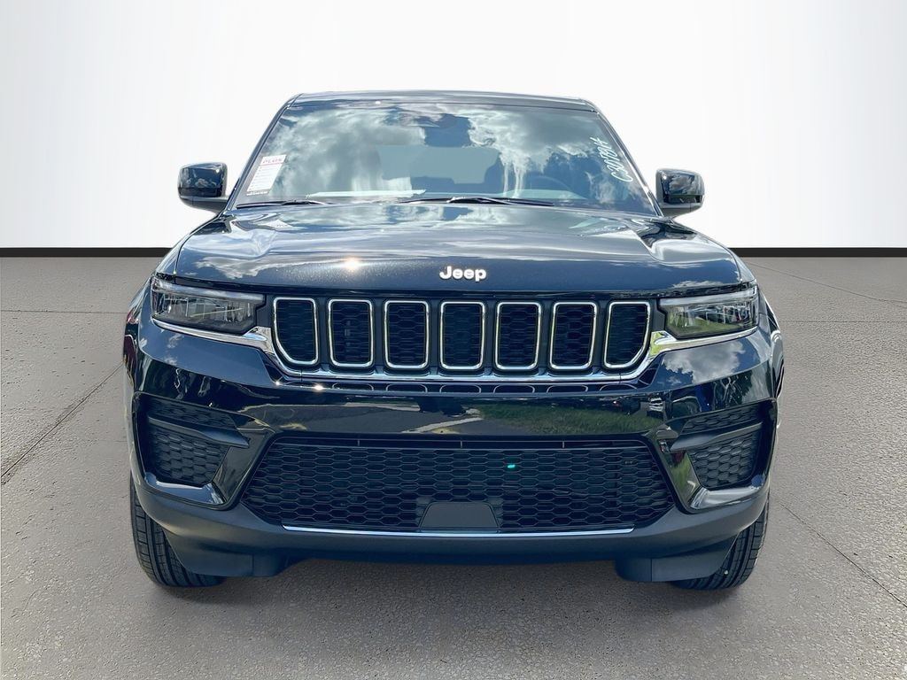 New 2026 Jeep Grand Cherokee LAREDO X 4X2 Sport Utility