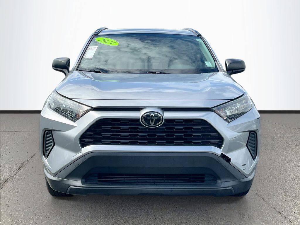 Used 2021 Toyota RAV4 LE with VIN JTMH1RFV5MD061740 for sale in Fruitland Park, FL