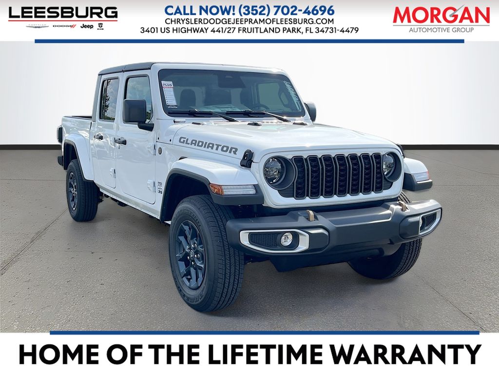 2026 Jeep Gladiator 85th Anniversary Edition Auto's photo