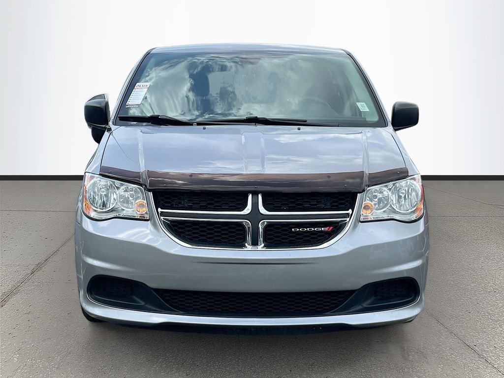 Used 2018 Dodge Grand Caravan SE with VIN 2C4RDGBG8JR305297 for sale in Fruitland Park, FL