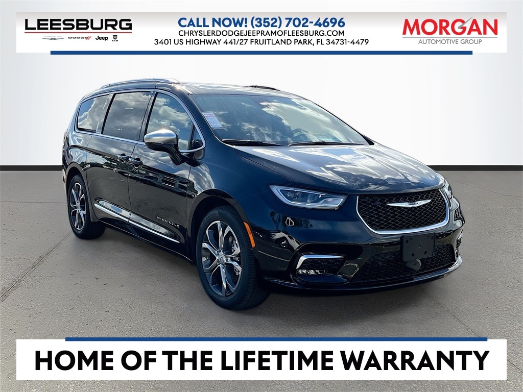 2026 Chrysler Pacifica Pinnacle's photo