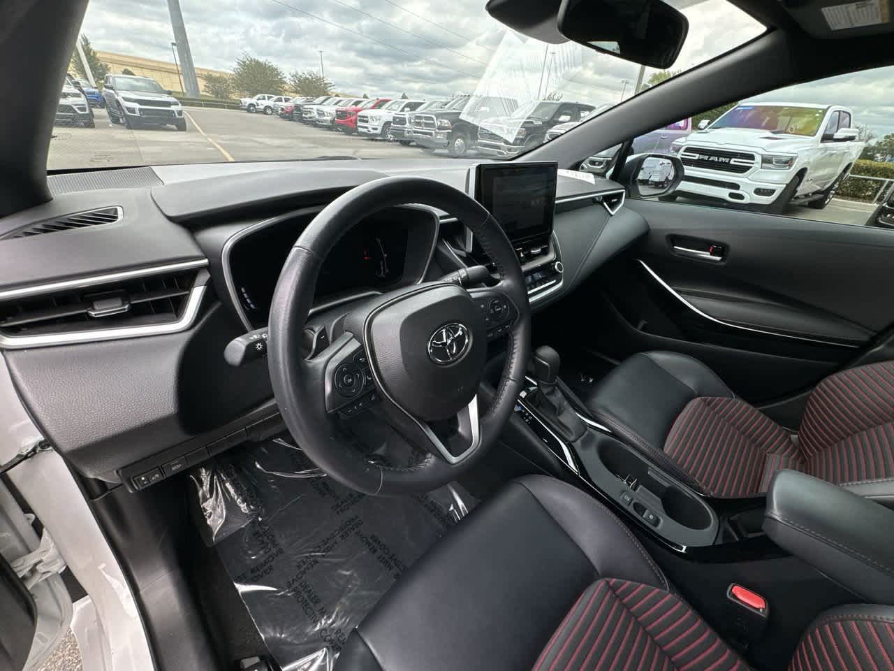 Thumbnail: 2023 Toyota Corolla - 12