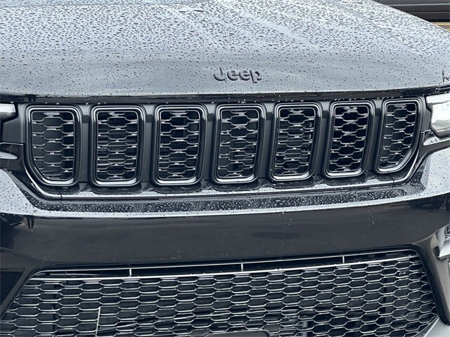 2025 Jeep Grand Cherokee Altitude X photo 4