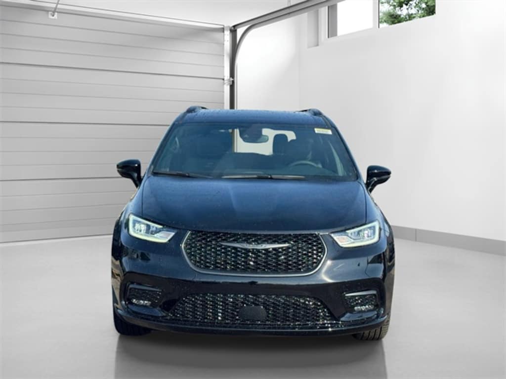 New 2026 Chrysler Pacifica SELECT Passenger Van