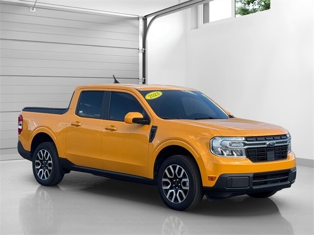 2023 Ford Maverick Lariat photo 3