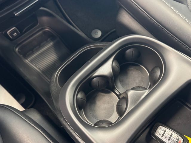 2026 Chrysler Pacifica Select - Photo 20