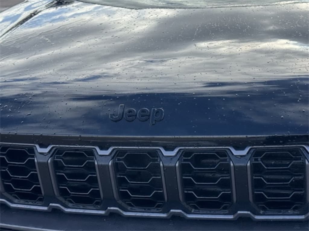 New 2026 Jeep Grand Cherokee ALTITUDE 4X4 Sport Utility