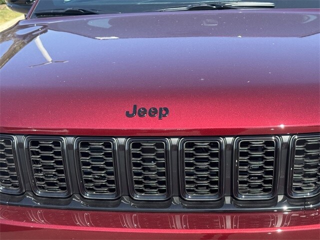 2025 Jeep Grand Cherokee Altitude X photo 4