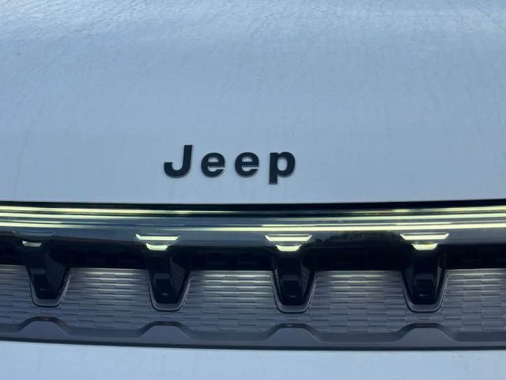 New 2026 Jeep Grand Wagoneer LIMITED ALTITUDE 4X4 Sport Utility