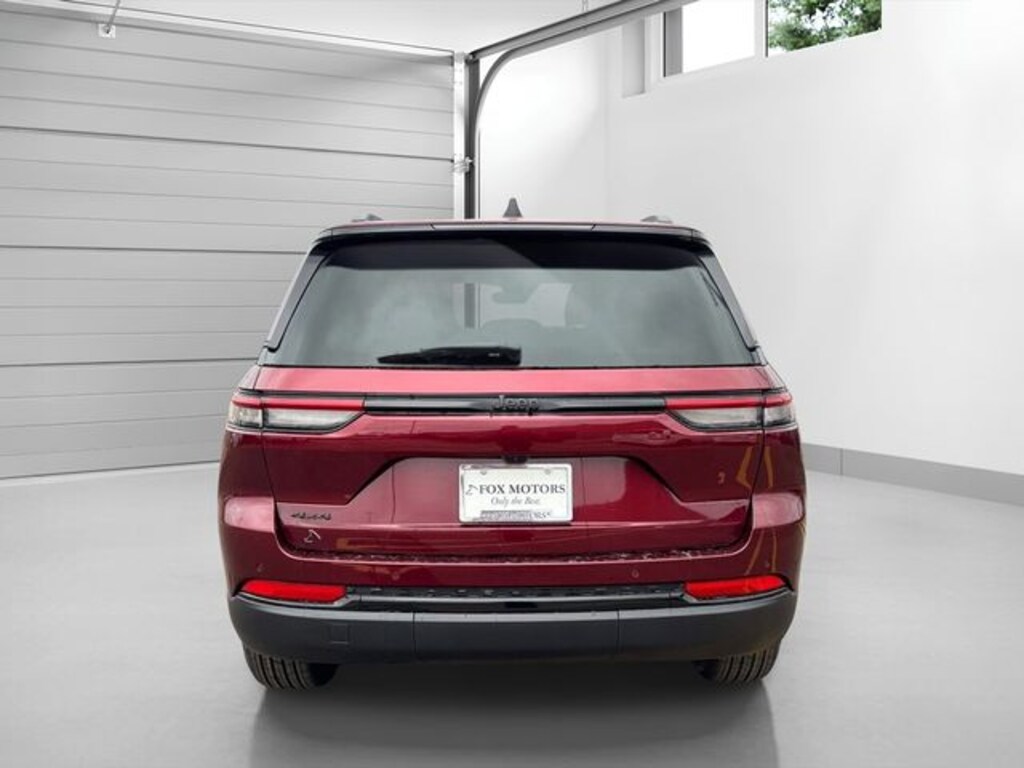 Used 2025 Jeep Grand Cherokee Altitude X SUV