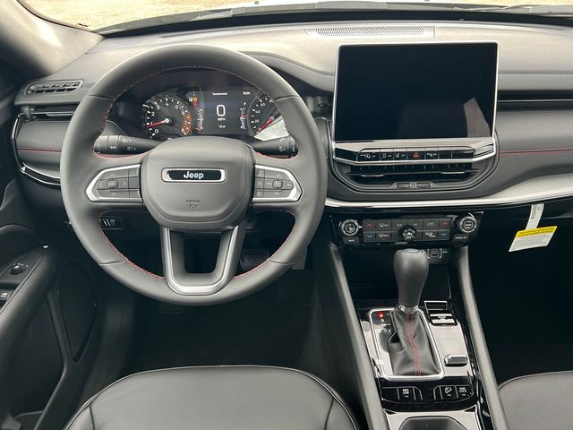 2026 Jeep Compass Trailhawk - Photo 18