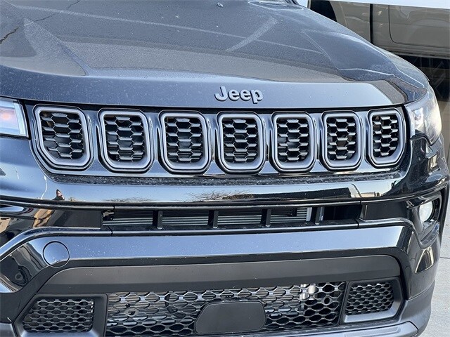 2026 Jeep Compass Limited Altitude photo 3