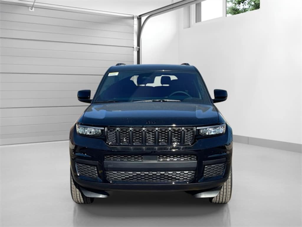 New 2025 Jeep Grand Cherokee L ALTITUDE X 4X4 Sport Utility