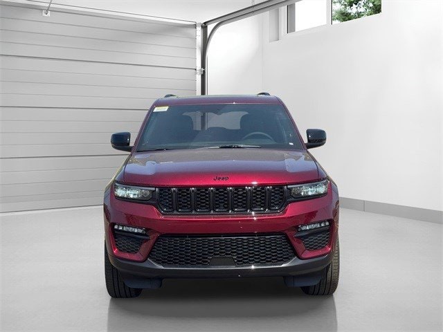 Used 2025 Jeep Grand Cherokee Limited with VIN 1C4RJHBG3SC333968 for sale in Southfield, MI