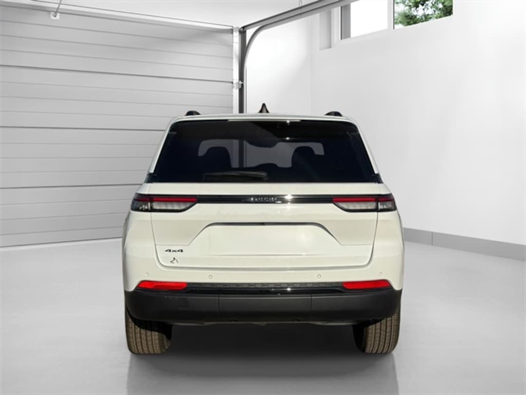 New 2025 Jeep Grand Cherokee ALTITUDE X 4X4 Sport Utility