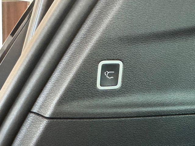 2026 Chrysler Pacifica Select - Photo 6