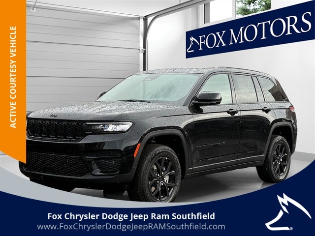 2025 Jeep Grand Cherokee Altitude's photo