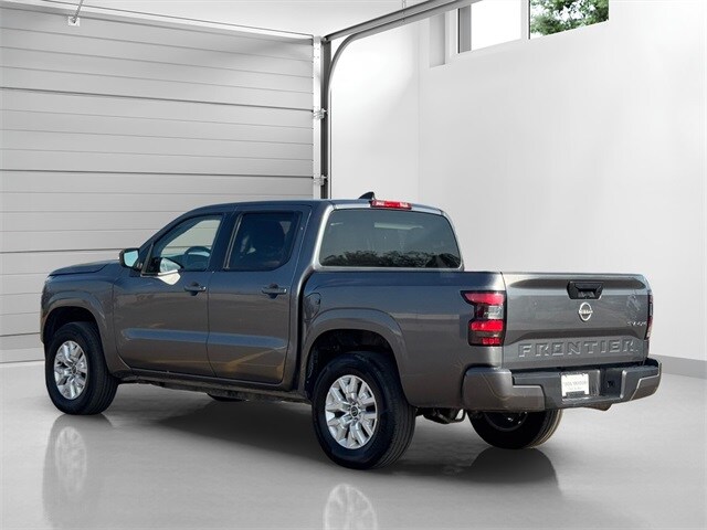 2023 Nissan Frontier SV photo 4