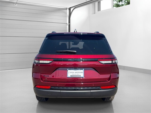 2025 Jeep Grand Cherokee Altitude X photo 3