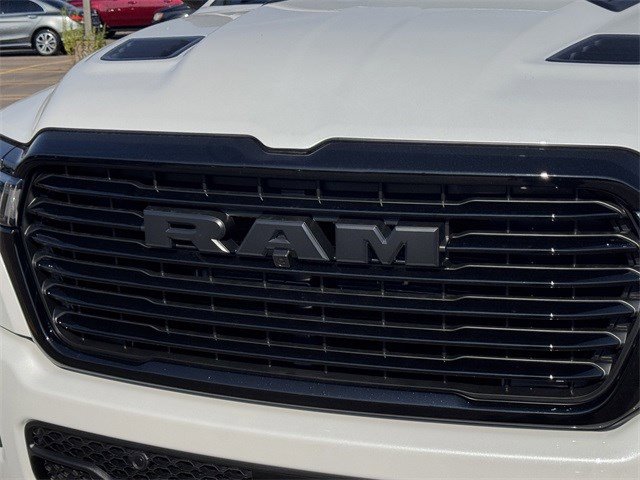 2026 Ram 1500 Laramie photo 4
