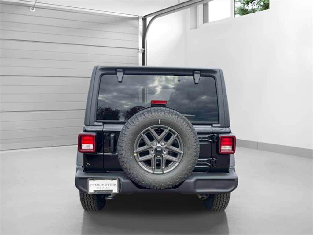 New 2026 Jeep Wrangler 4-DOOR SPORT S Sport Utility