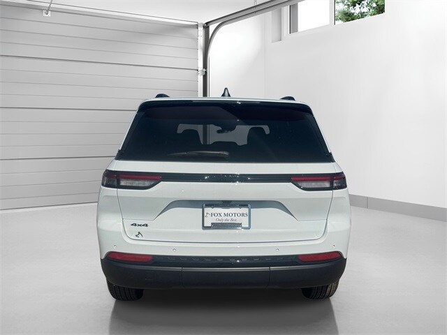 2025 Jeep Grand Cherokee Altitude X photo 3