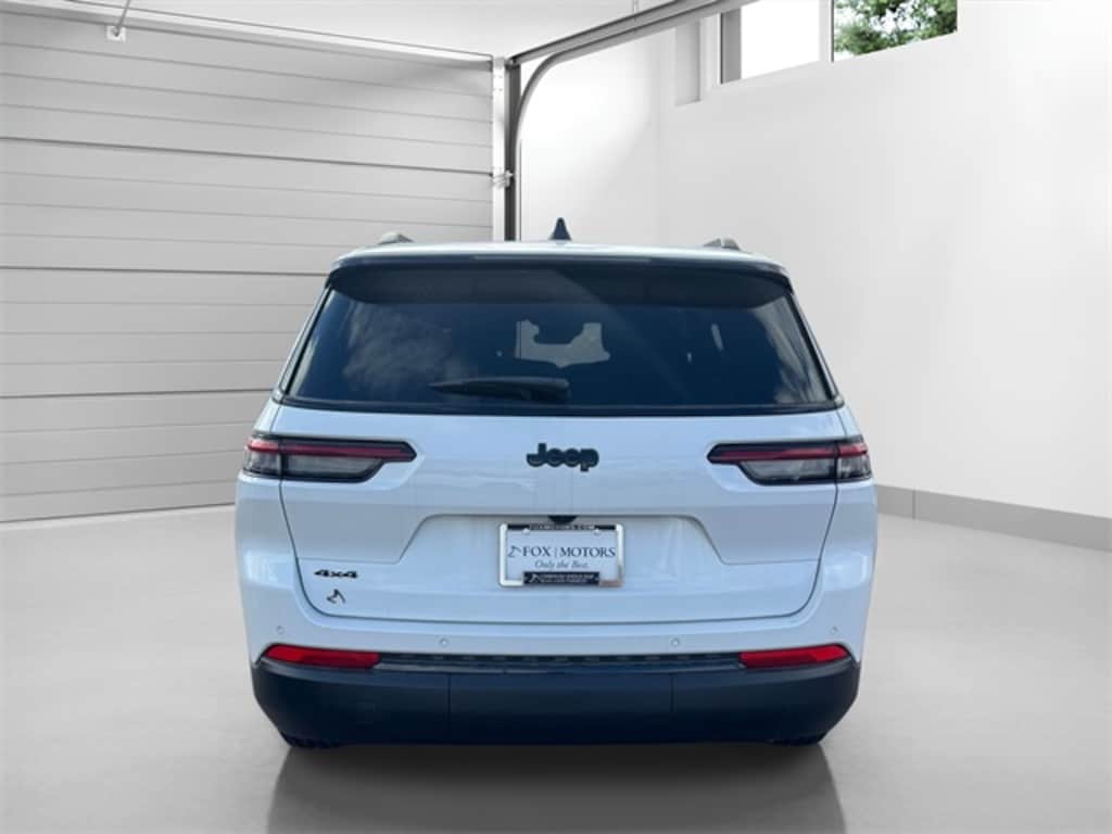 New 2025 Jeep Grand Cherokee L ALTITUDE X 4X4 Sport Utility