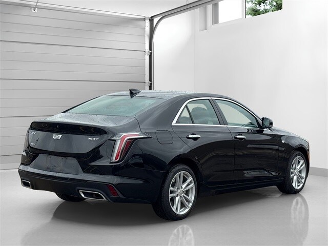 2023 Cadillac CT4 Luxury photo 4