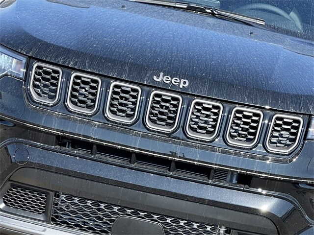 2026 Jeep Compass Limited Altitude photo 3