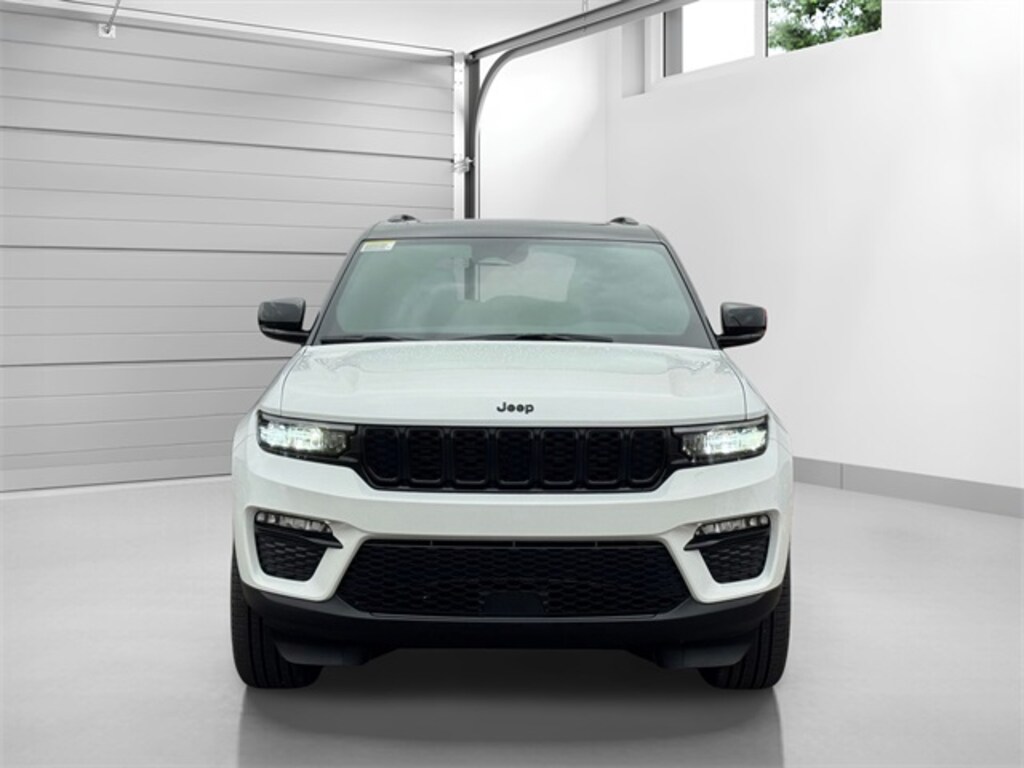Used 2025 Jeep Grand Cherokee Limited SUV