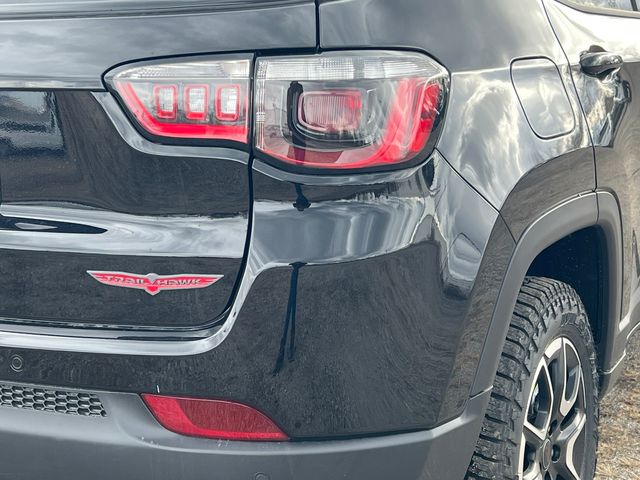 2026 Jeep Compass Trailhawk - Photo 7