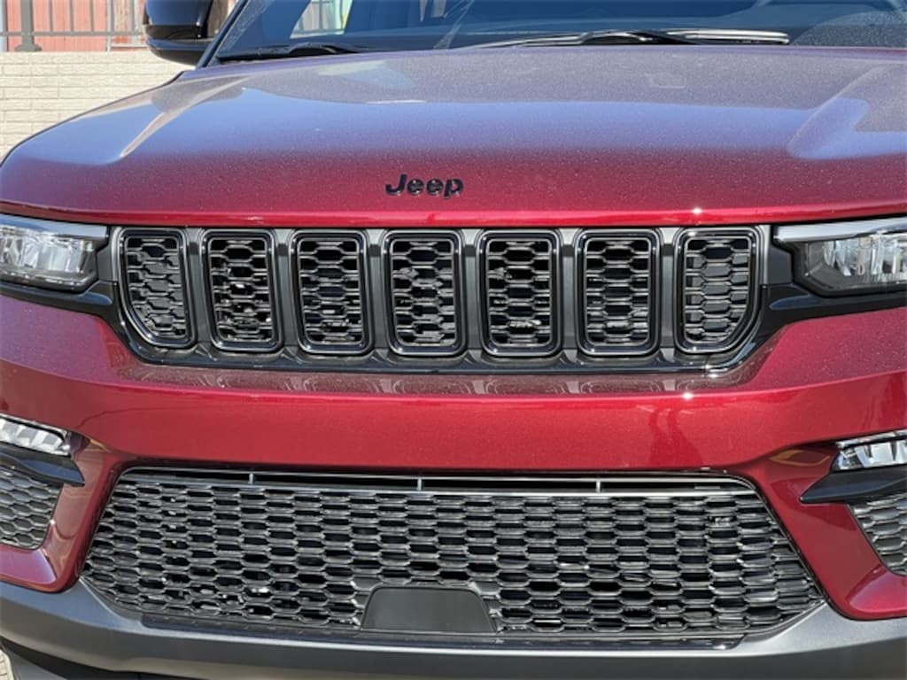 New 2025 Jeep Grand Cherokee LIMITED 4X4 Sport Utility