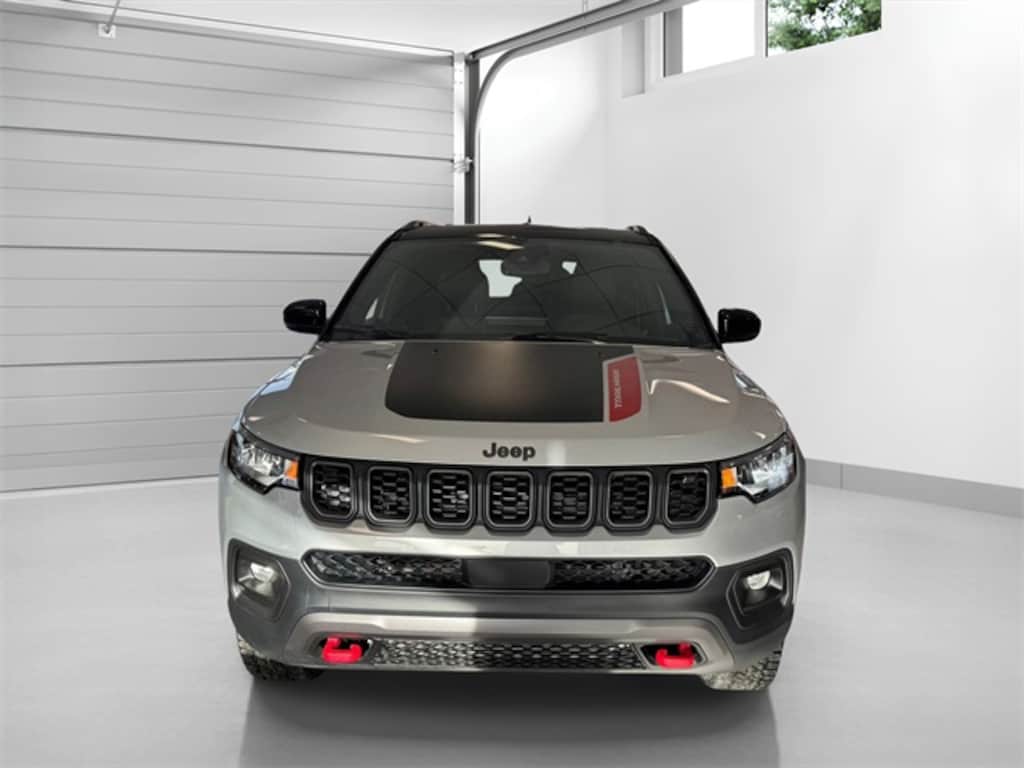 Used 2026 Jeep Compass Trailhawk SUV