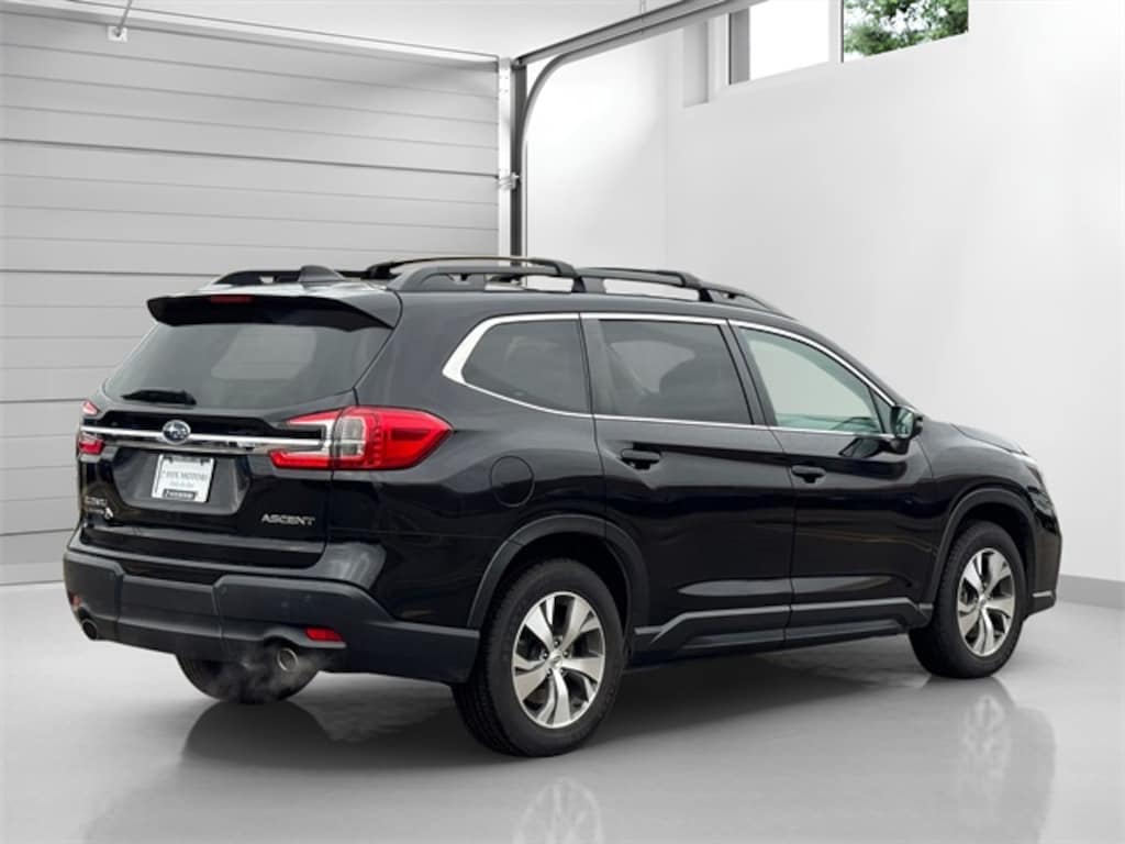 Used 2023 Subaru Ascent Premium SUV