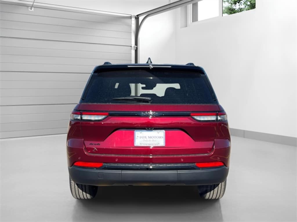 New 2025 Jeep Grand Cherokee LIMITED 4X4 Sport Utility