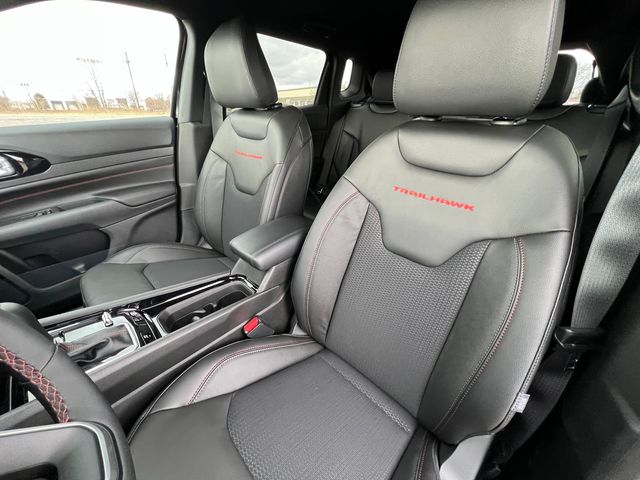 2026 Jeep Compass Trailhawk - Photo 16