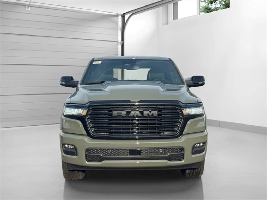 New 2026 Ram 1500 LARAMIE CREW CAB 4X4 5'7 BOX Pickup