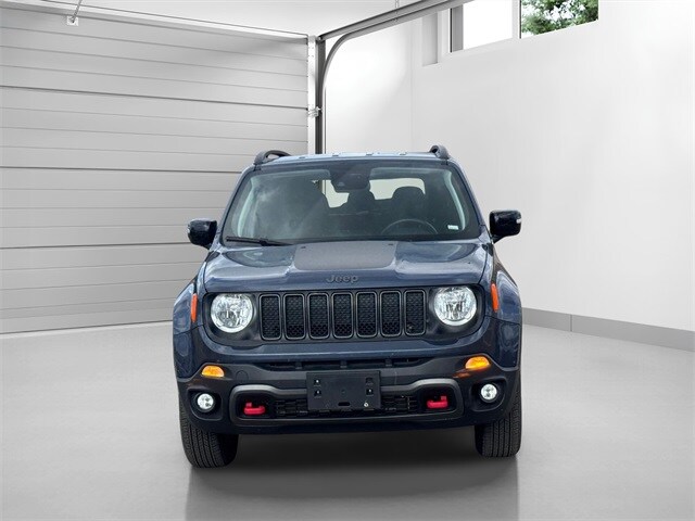 2022 Jeep Renegade Trailhawk photo 2