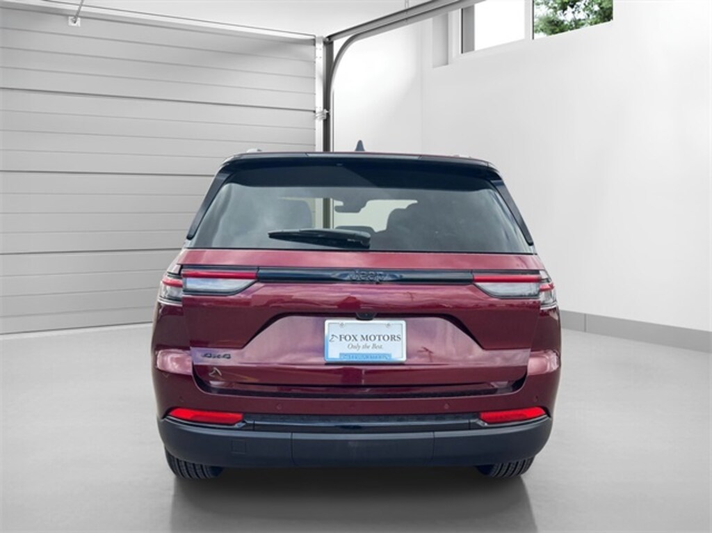 Used 2025 Jeep Grand Cherokee Altitude X SUV