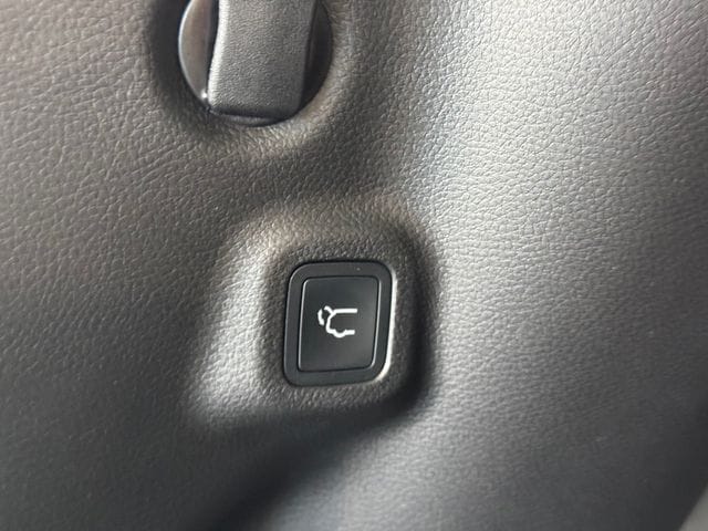 2026 Jeep Compass Trailhawk - Photo 9