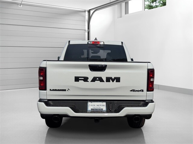 2026 Ram 1500 Laramie photo 3
