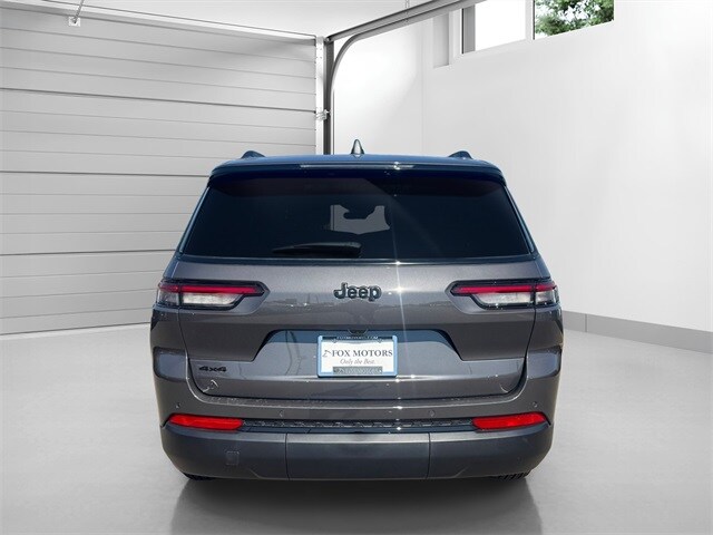 2025 Jeep Grand Cherokee Altitude X photo 3