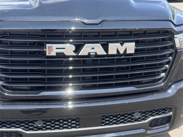 2026 Ram 1500 Laramie photo 4