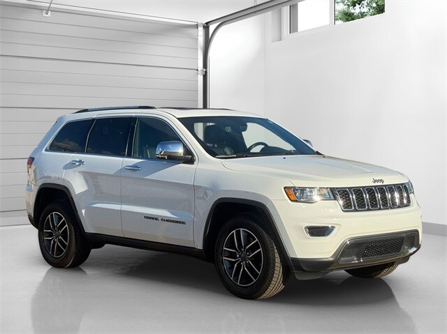 2020 Jeep Grand Cherokee Limited photo 3