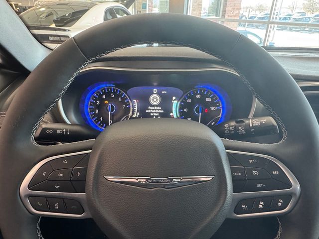 2026 Chrysler Pacifica Select - Photo 23
